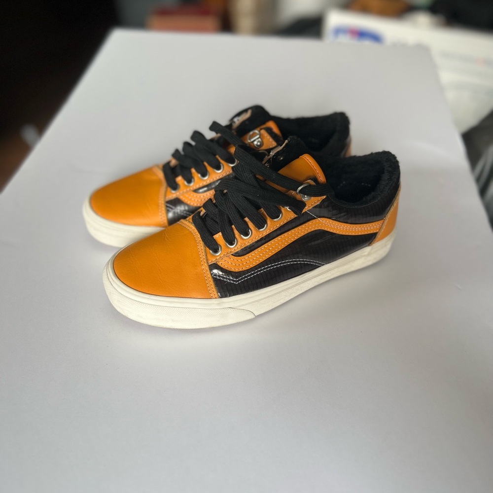 Vans